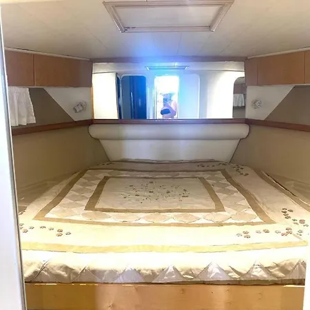 보트호텔 Boat&breakfast Monica Iv 카사밋쵸라테르메